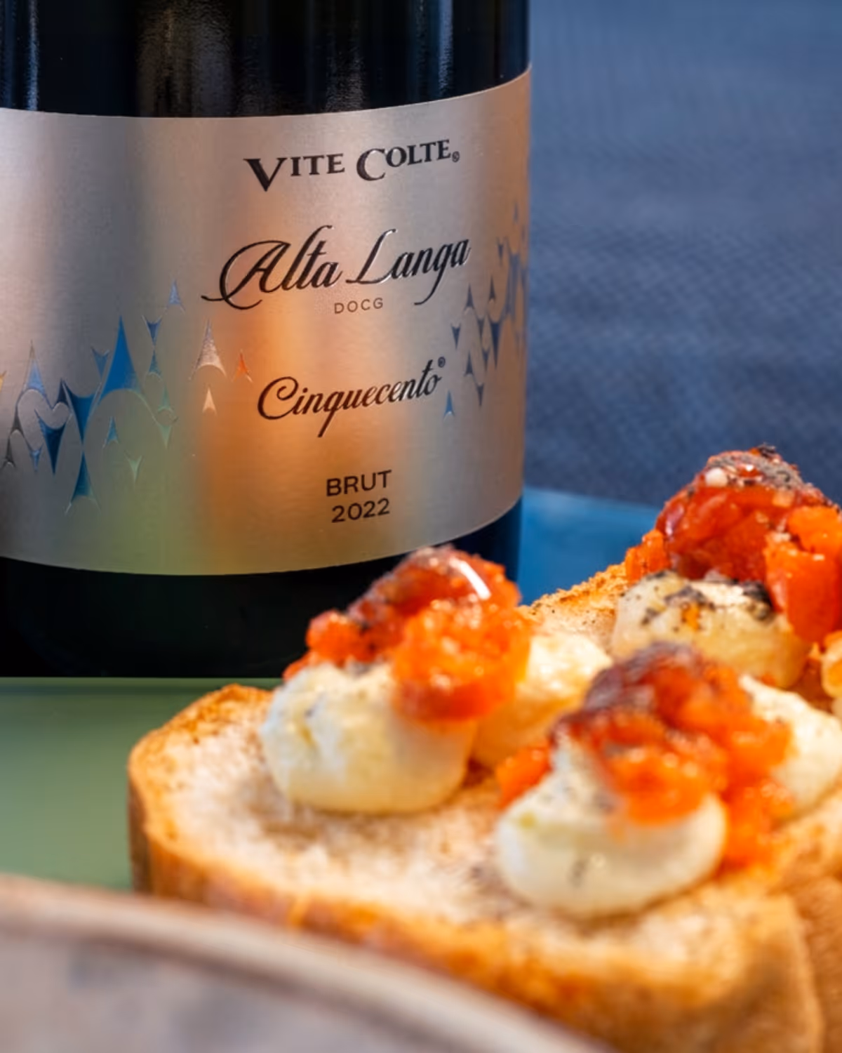 Il perfetto abbinamento tra il finger food d'autore e l'Alta Langa "Cinquecento" di Vite Colte
