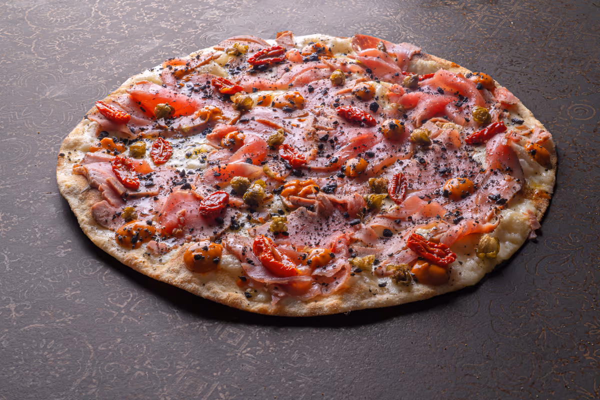 La pizza romana sbarca in Costa Smeralda: apre Crunch Porto Rotondo