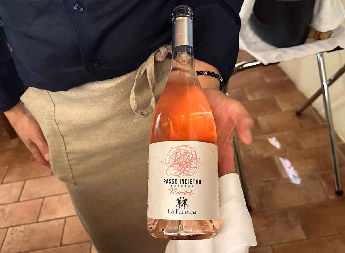 La realtà Toscana che unisce il terroir marino della Maremma alle colline del Brunello