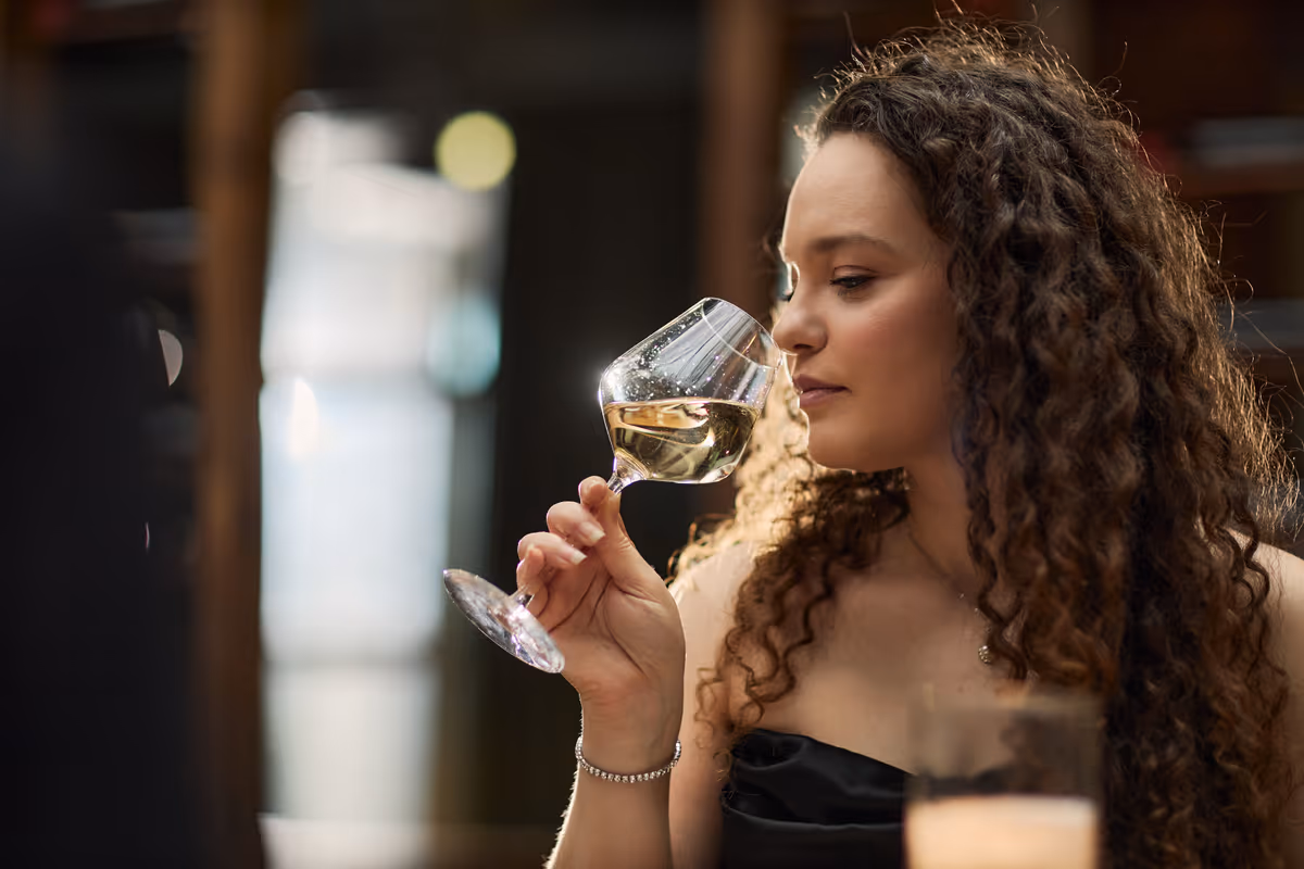 Vino al ristorante: la Doc non basta più, vince la firma del produttore