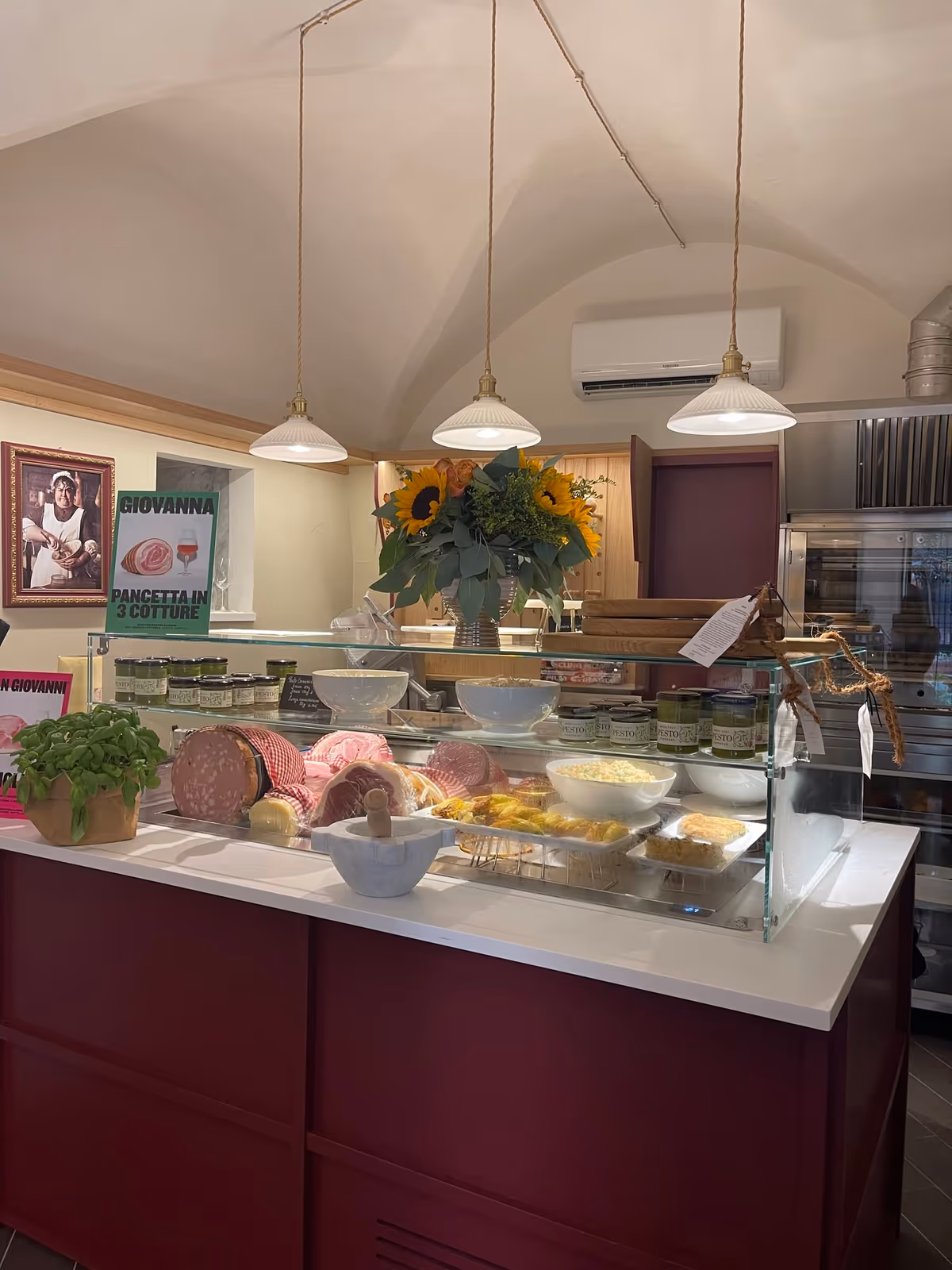 Era il locale giusto al civico giusto: da una ricetta di famiglia è nata Casa Cabane