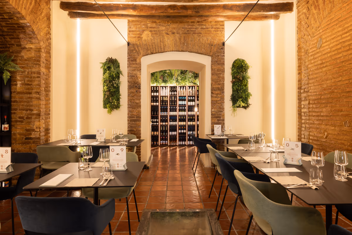 Un angolo della sala del ristorante Onde Lente