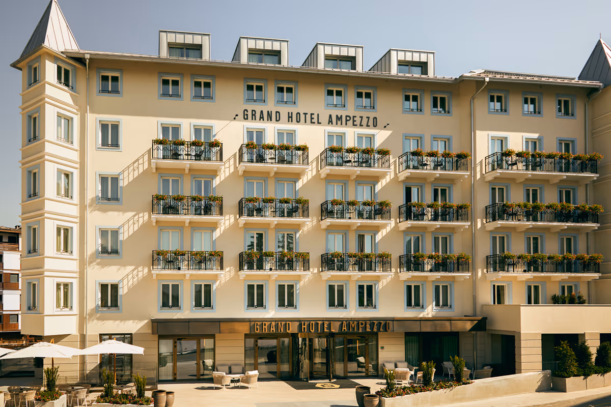 Cortina, il Grand Hotel Ampezzo guarda oltre la stagione dello sci