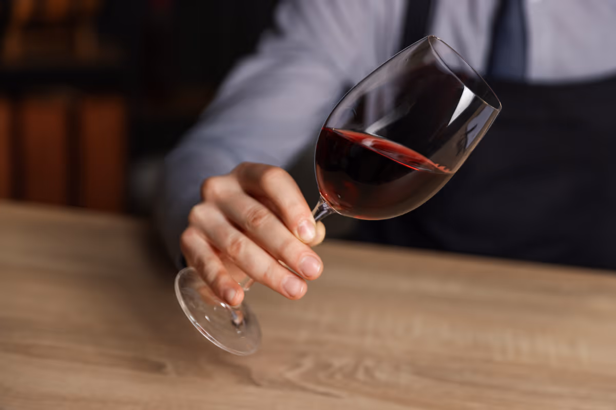 Export vini Dop europei in frenata: tiene il Prosecco, rossi in forte difficoltà