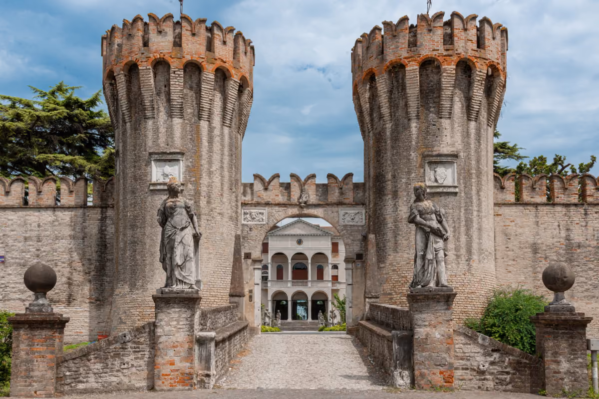 L'ingresso di Castello di Roncade
