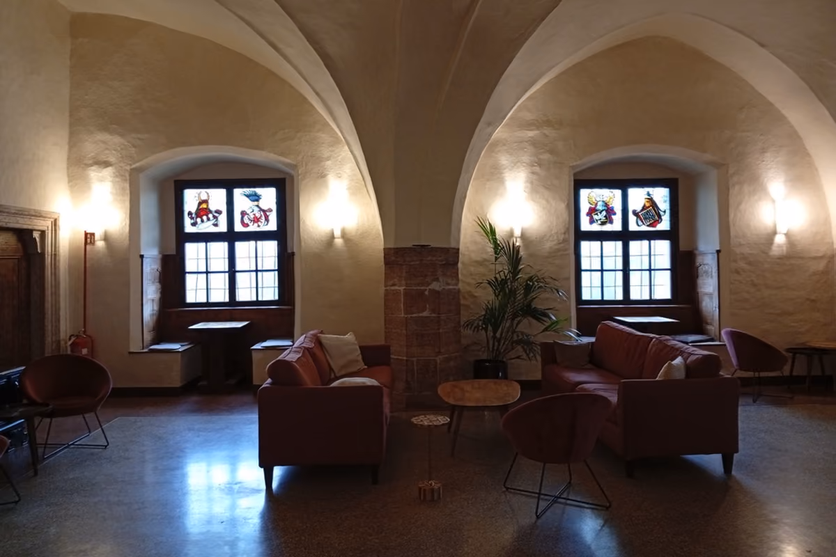 La lobby di Castel Pergine