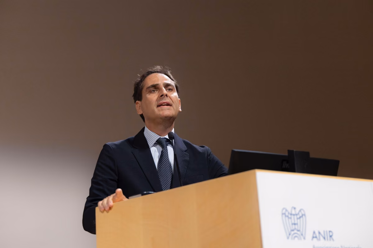 La ristorazione collettiva conta sempre di più e la politica comincia a prenderne atto
