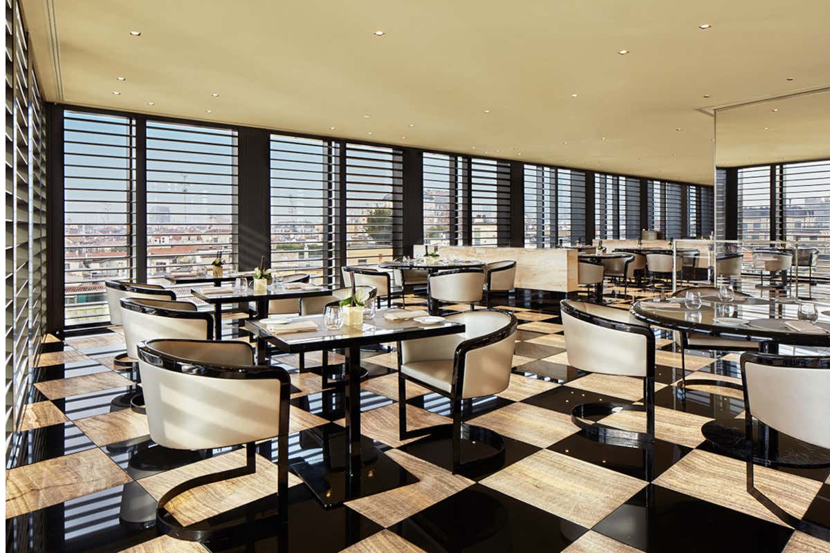 La sala dell'Armani Ristorante di Milano