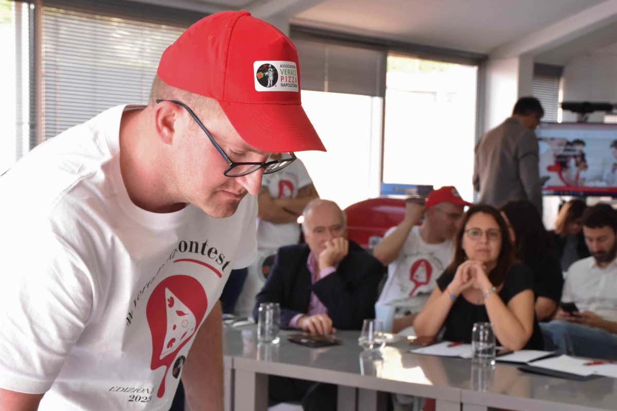 Al ristorante della piscina della Mostra d'Oltremare spazio a talk e alle finali del Vera Pizza Champion