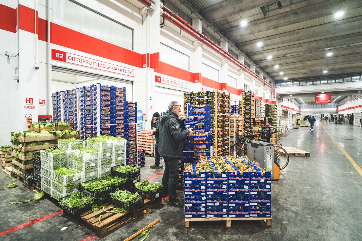 Mercato di Milano, arriva la spesa per chef e ristoratori anche dopo le 10
